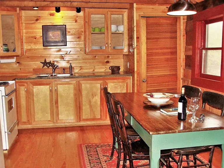 266 Highland Farm Rd — Photo 4