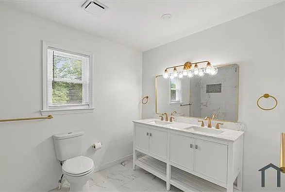1355 Boulevard Lorraine SW — Photo 11