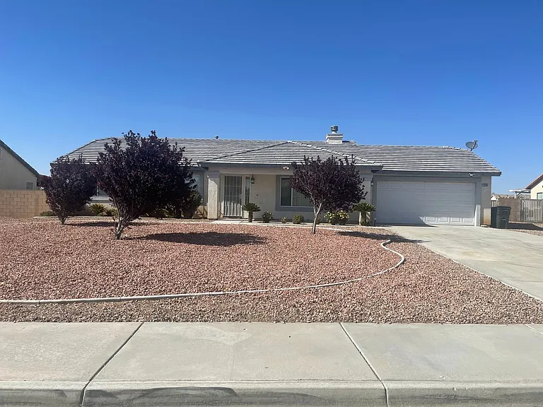 21256 Vidal Ct — Photo 1