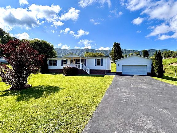 2nd image of 2783 Mountain Rd