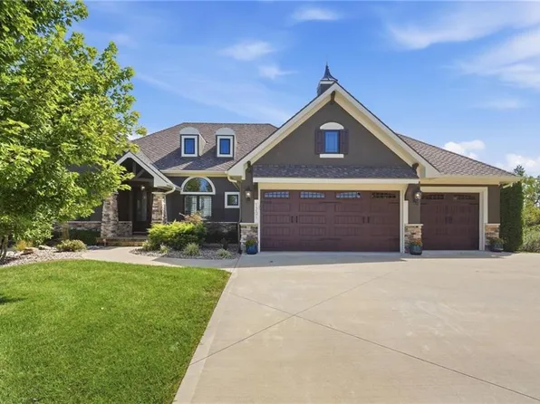 1201 Serenity Ct, Raymore, MO 64083