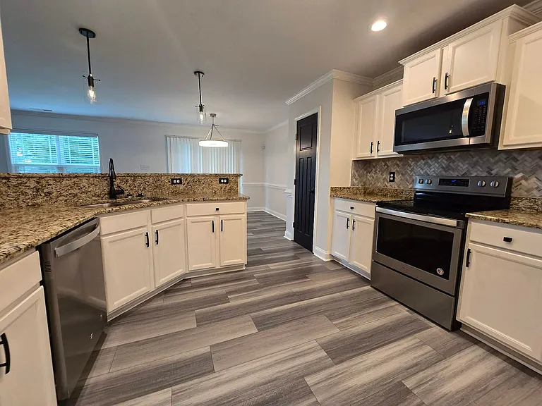 102 Whistling Pines Dr — Photo 17