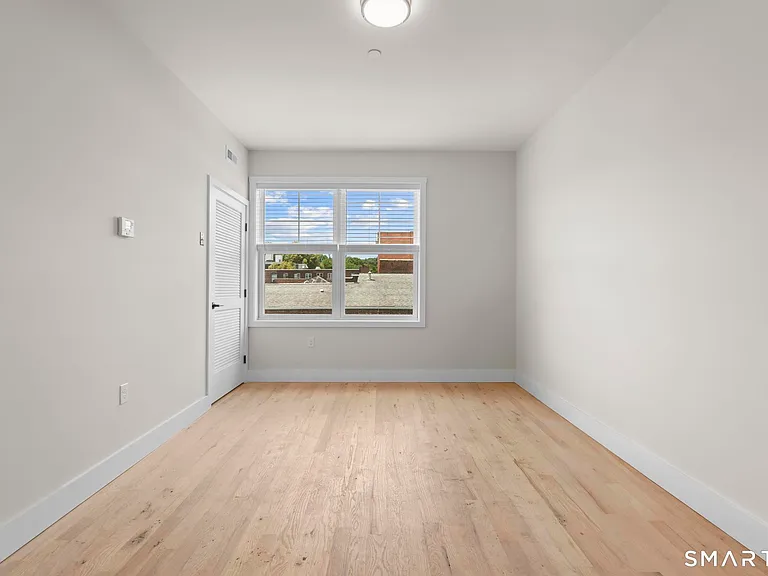 113 Canal St W #301 — Photo 24