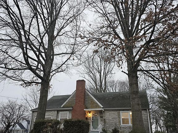 4th image of 255 Hulette Ave