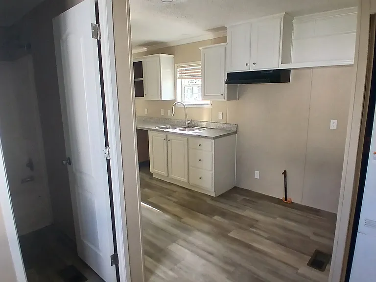 5415 Southern Ct #7 — Photo 8