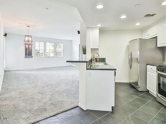 3rd image of 209 Riverdale Ct APT 564