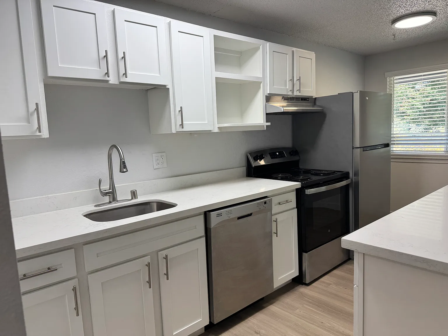 1 bed, $1,700 — Photo 3