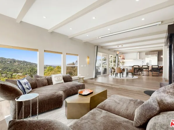 3233 Tareco Dr, Los Angeles, CA 90068