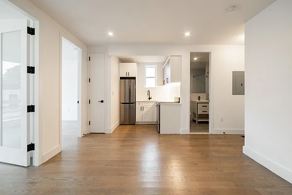 Rented by Twin Group | media 39