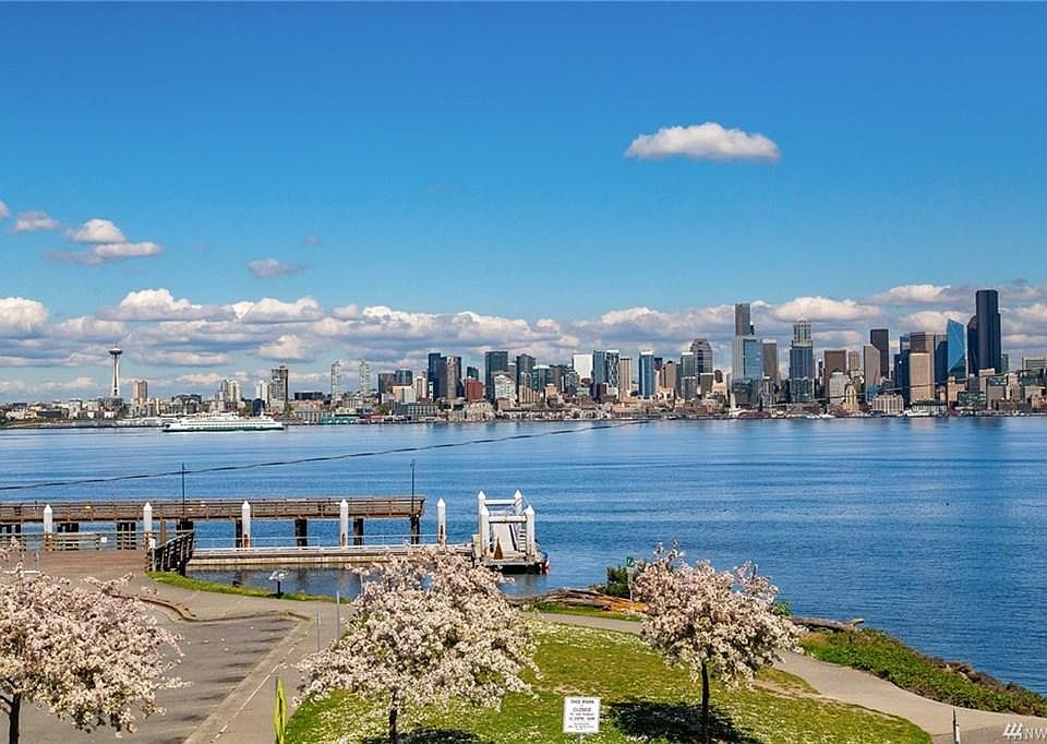 1st image of 1639 Harbor Ave SW Unit 203
