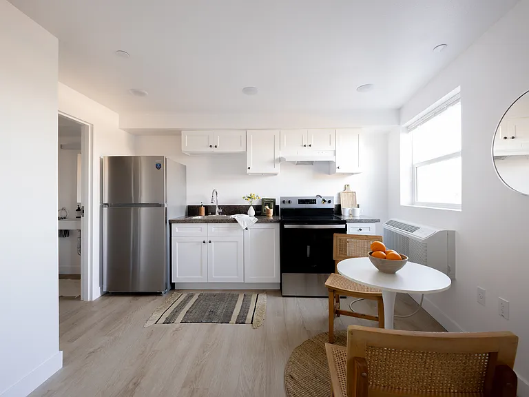 4973 1/2 W 21st St #101 — Photo 7
