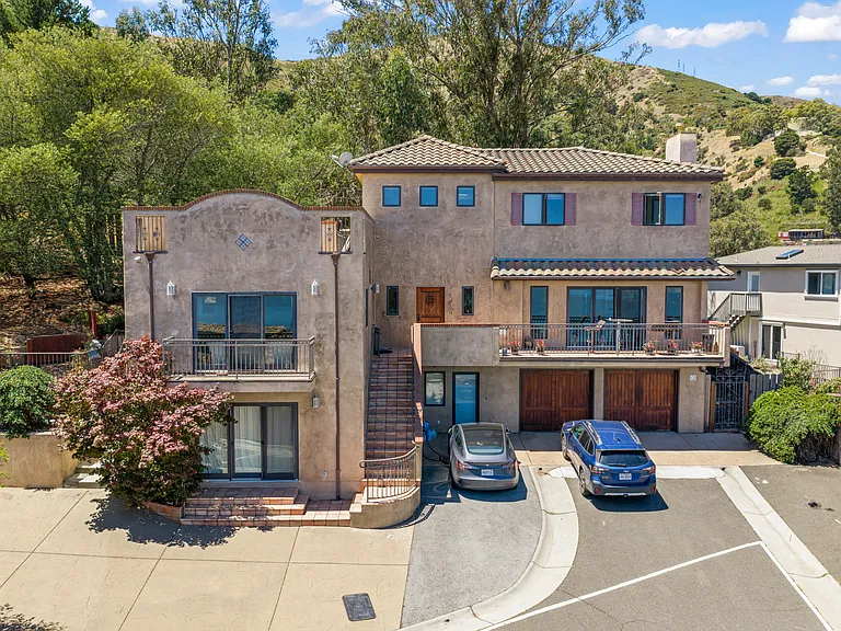 2 San Diego Ct — Photo 30