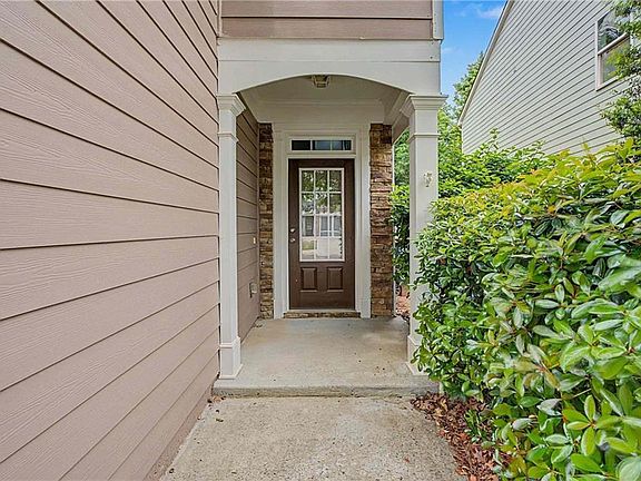 3rd image of 6060 Bentley Way