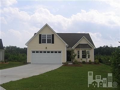 1st image of 1007 Sweetbay Circle