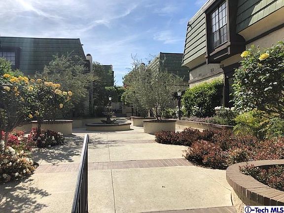3rd image of 885 S Orange Grove Blvd APT 39