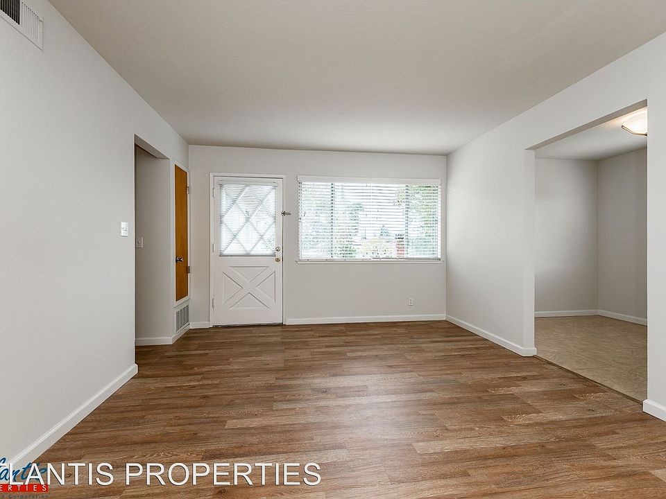 1st image of 856 Gallatin Dr APT 3