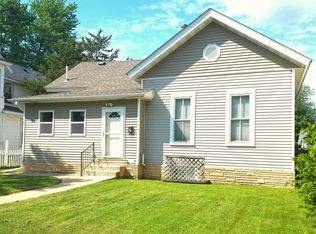 422 E 5th St, Winona, MN 55987