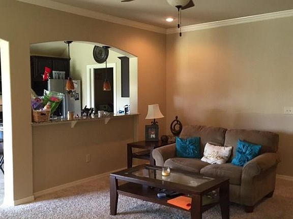 3rd image of 3040 N Raven Ln