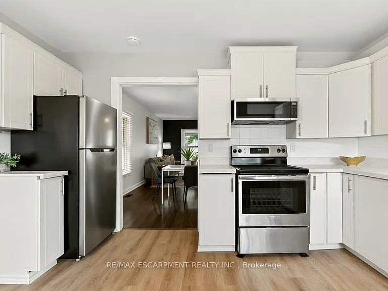 253 Marlborough St — Photo 8