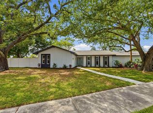 9516 Merrimoor Blvd, Seminole, FL 33777