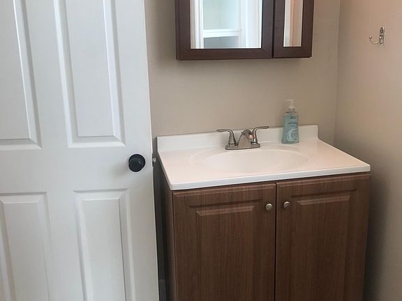 5th image of 524 Belleview Blvd