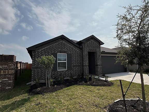 3rd image of 30703 Skye Villa Ln