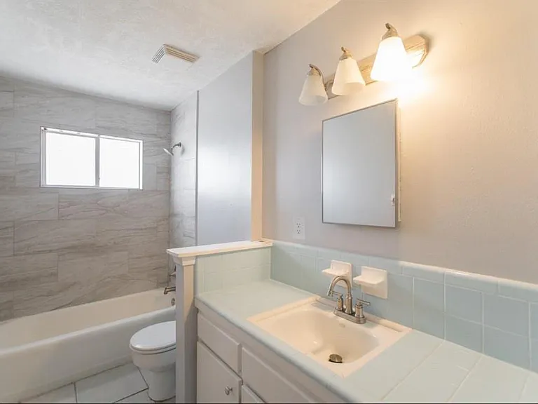 8503 Braes River Dr — Photo 25