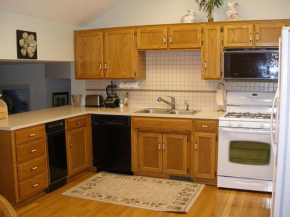 Kitchen Left Side