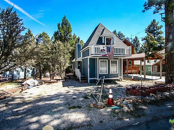 2nd image of 585 Moreno Ln
