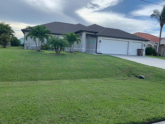 3rd image of 2136 SW 8th Pl