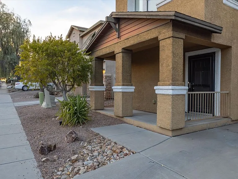 8061 E Senate St — Photo 4