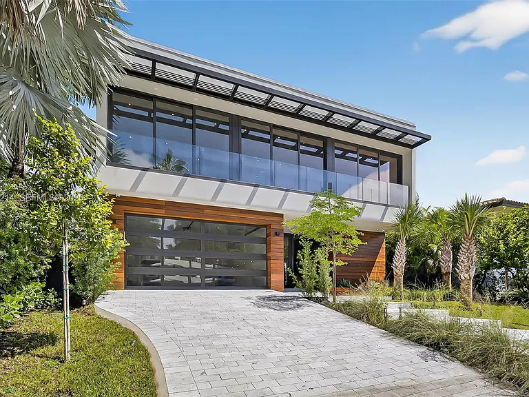620 Solar Isle Dr — Photo 6