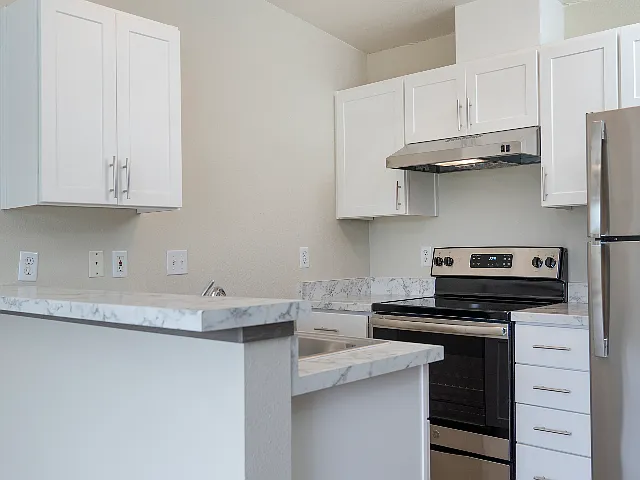 New White Shaker Style Cabinets