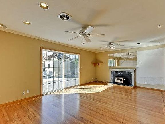 2nd image of 5711 Tubac Ln