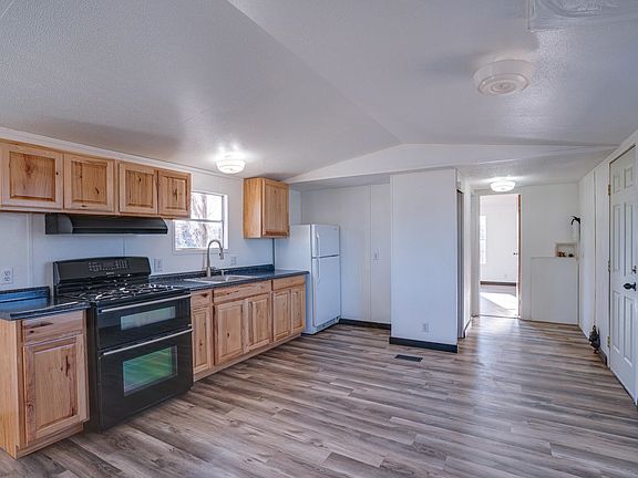 4th image of 10B Amber Ln #10B