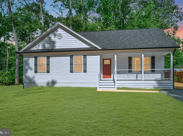 405 Cedar Ln, Colonial Beach, VA 22443