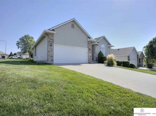 17012 Western Ave, Omaha, NE 68118