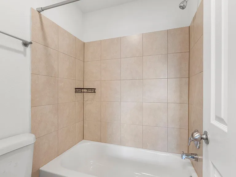2750 Holly Hall St #1917 — Photo 31