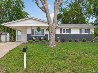 77 Ruth Dr, Saint Charles, MO 63301
