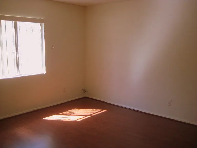 810 S Kolb Rd #19 — Photo 13