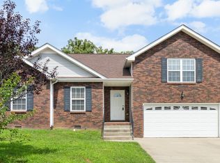 1700 Ridge Runner Ct, Clarksville, TN 37042
