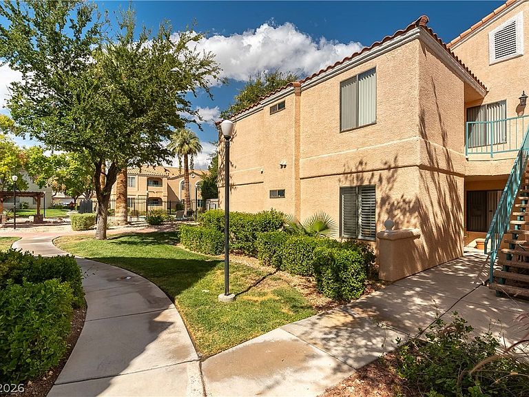 8452 Boseck Dr Unit 123, Las Vegas, NV