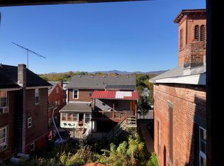 57 North St #1R, Catskill, NY 12414