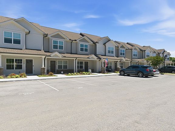 3rd image of 208 Bell Forge Ct
