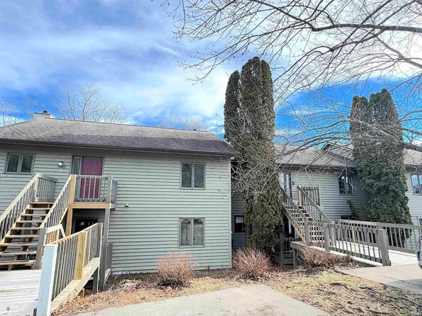 9423 S Pointe Retreat Dr, Bloomington, IN 47401