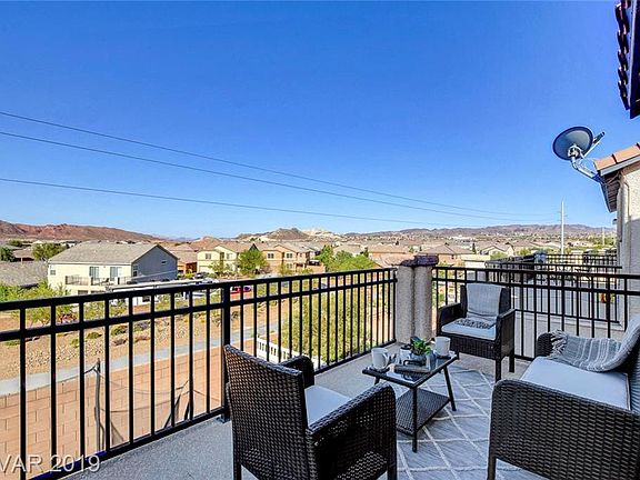 2nd image of 1164 Aspen Cliff Dr