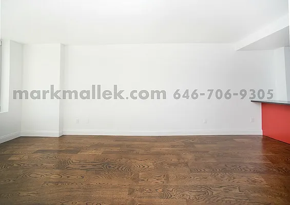 Rented by Mark T. Mallek, LREB | media 24