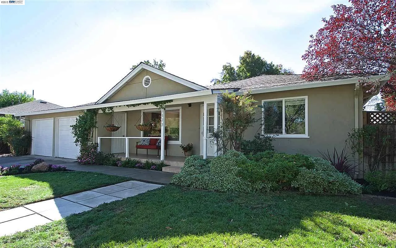3899 California Way photo 1
