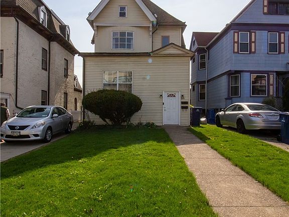 2nd image of 610 Niagara St