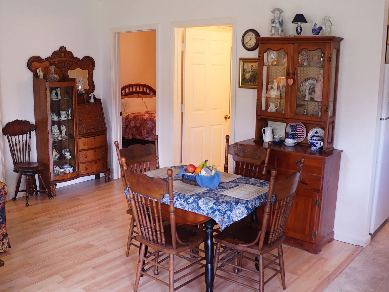 2 bed, 700 sqft, $1,400 — Photo 2